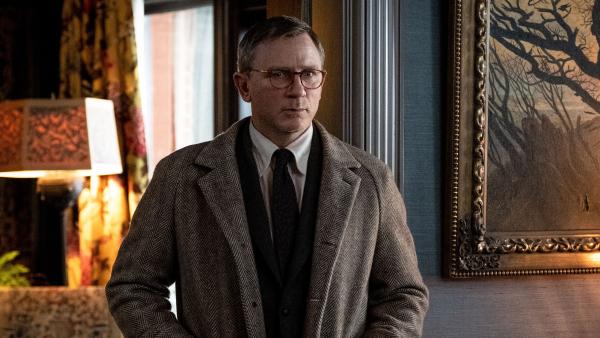 Detective Benoit Blanc Returns In 'Wake Up Dead Man' On Netflix: 