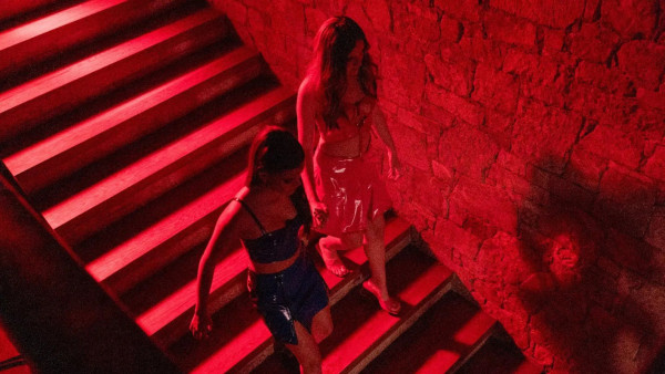 This New Miniseries On Netflix Is A This New Miniseries On Netflix Is A "Mystery" And Seeks "Revenge": Watch It Today