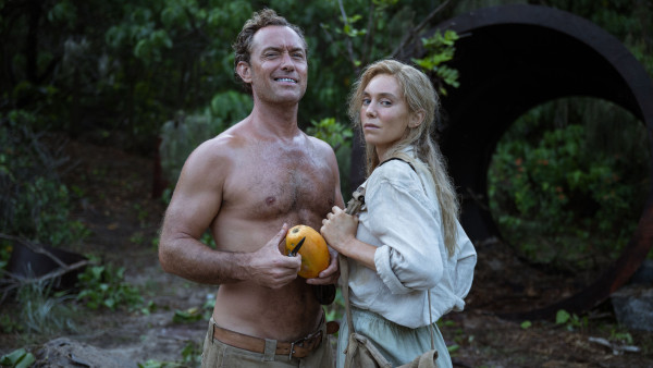 Trailer 'Eden' Brings Jude Law, Vanessa Kirby, Ana De Armas, And Sydney Sweeney To The Beautiful Tropics